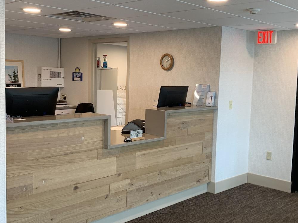 Days Inn & Suites By Wyndham Duluth By The Mall Экстерьер фото