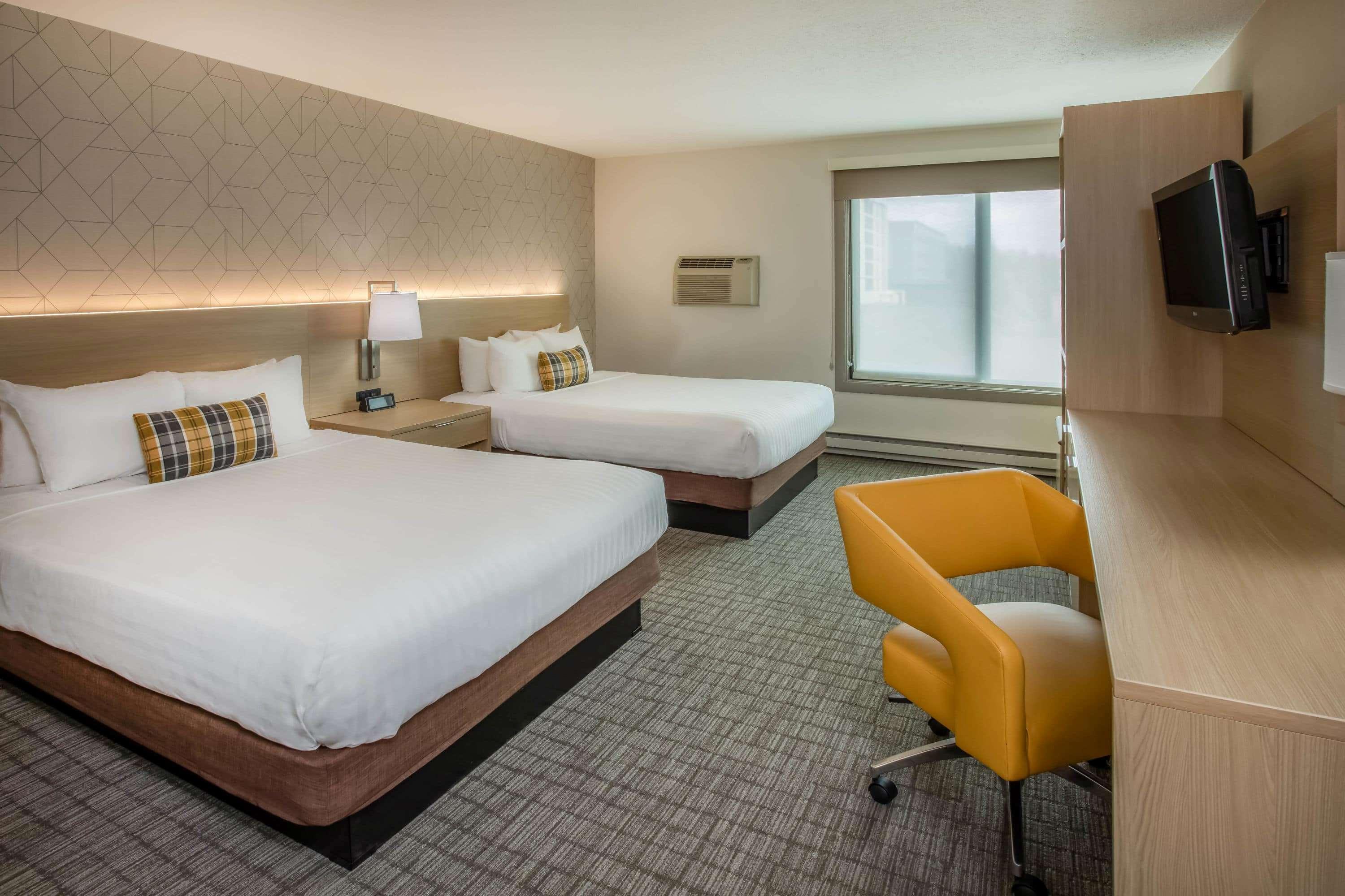 Days Inn & Suites By Wyndham Duluth By The Mall Экстерьер фото