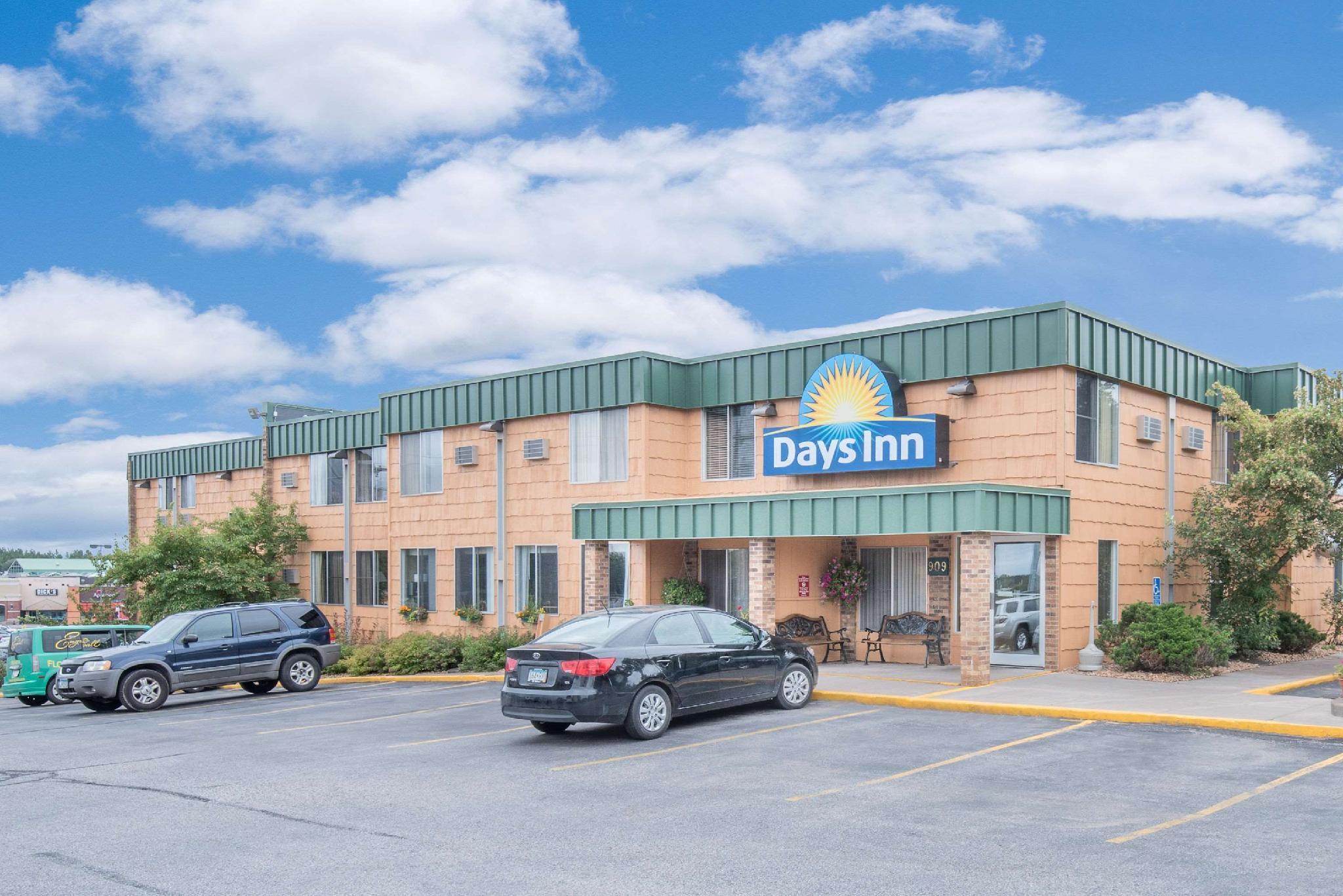 Days Inn & Suites By Wyndham Duluth By The Mall Экстерьер фото