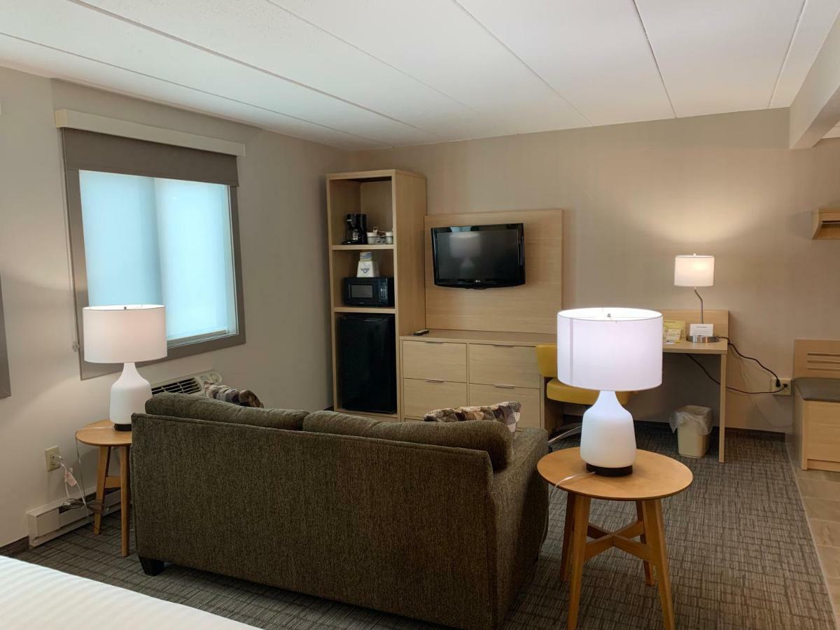 Days Inn & Suites By Wyndham Duluth By The Mall Экстерьер фото