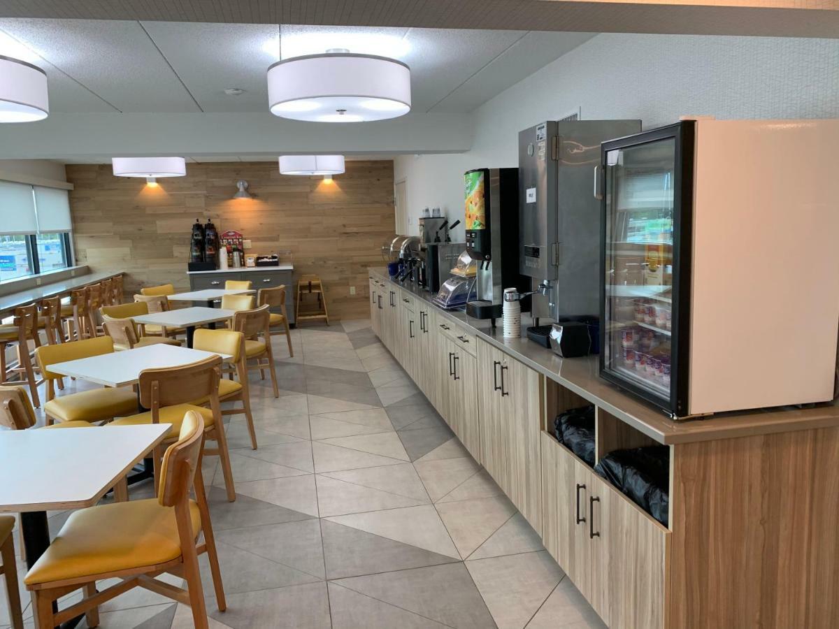 Days Inn & Suites By Wyndham Duluth By The Mall Экстерьер фото